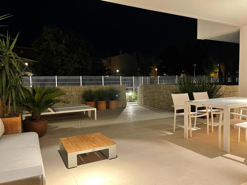 Prime Spanish Holidays - Marina Bay Apartment 哈维亚 外观 照片